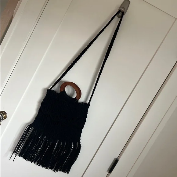 🪅Danielle Nicole Macrame Handbag Black Fringe - Picture 7 of 10